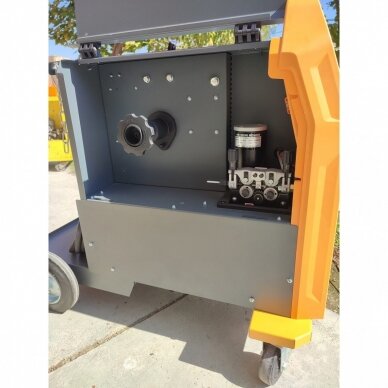 Suvirinimo pusautomatis Hugong EMIG 300 LCD 1 Suvirinimo pusautomatis Hugong EMIG 300 LCD 1